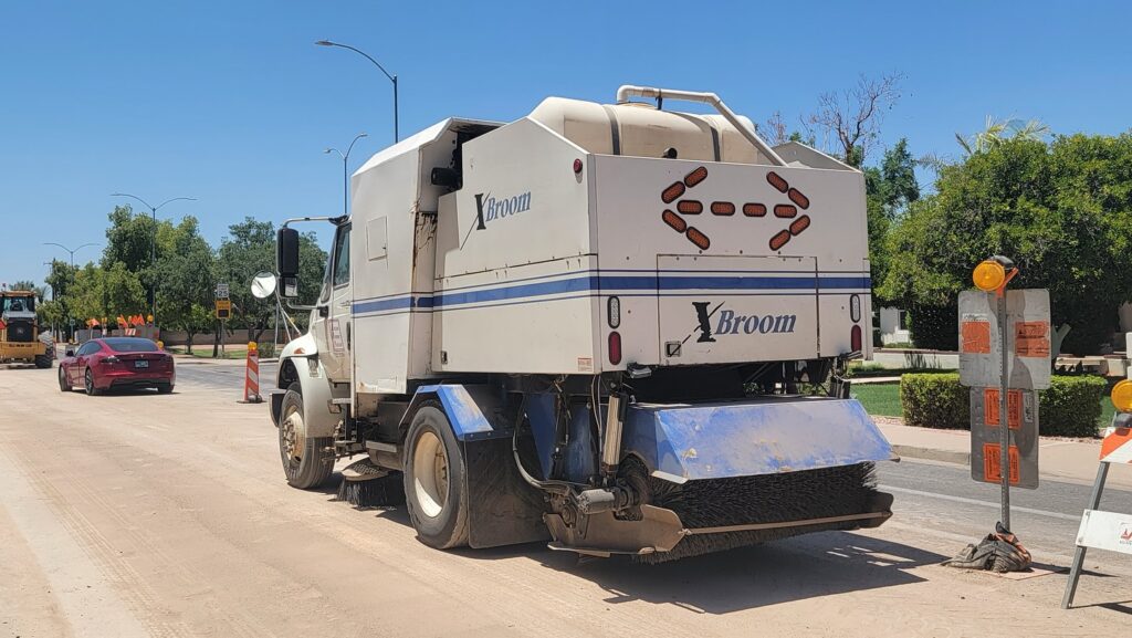 Street sweeper truck XBroom by Nescon